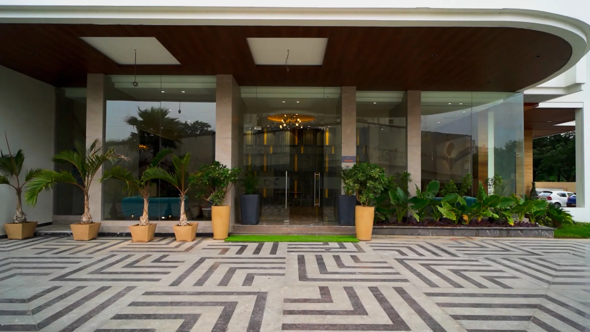 The arrival and entrance at Kukreja Infinity, Civil Lines, Nagpur